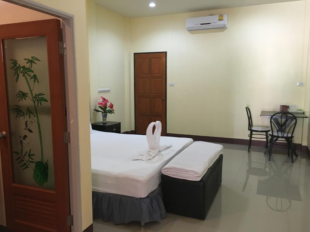 Happy Resort Phang Nga Natai Beach エクステリア 写真